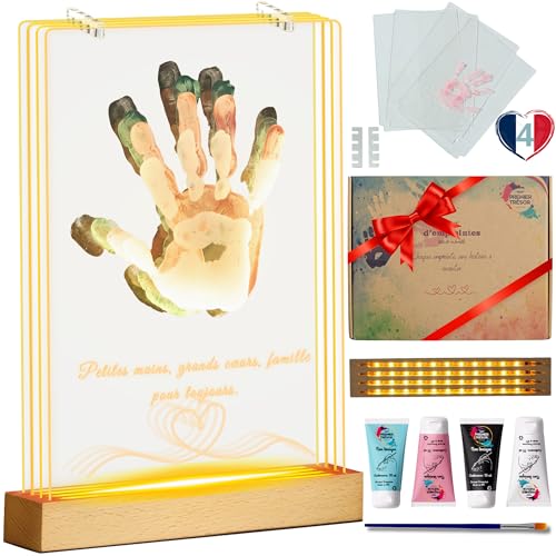 Premier trésor - Kit empreinte de famille avec Base Bois LED - 4 plaques Acryliques - 4 empreintes mains Parents Enfants et pieds bébé - Souvenir lumineux à créer ensemble - cadeau naissance original